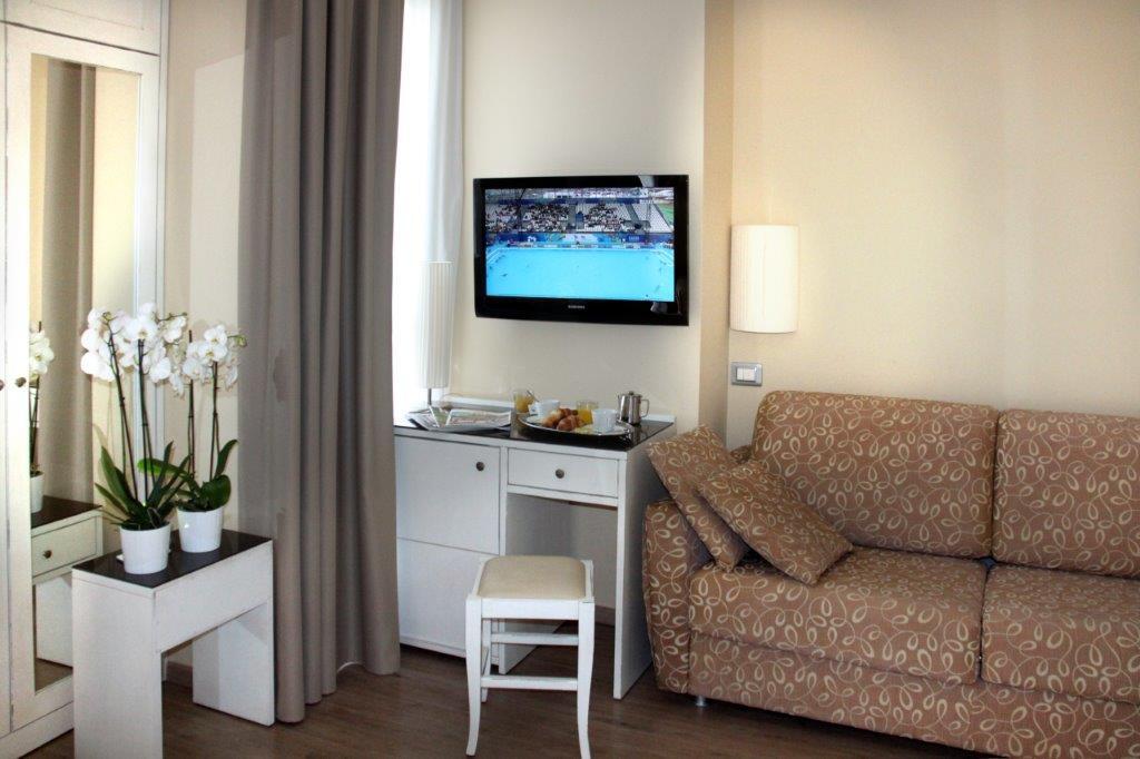 מסטרה Hotel Regit מראה חיצוני תמונה
